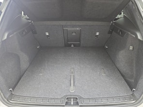 immagine del veicolo VOLVO XC40 2.0 B4 MH Plus Dark 7 / Jetzt mit attraktivem 0.9% Leasing!