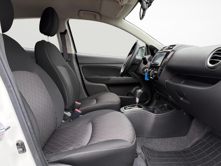 Vehicle image MITSUBISHI SPACE STAR