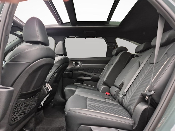 Vehicle image KIA SORENTO