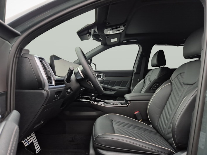 Vehicle image KIA SORENTO