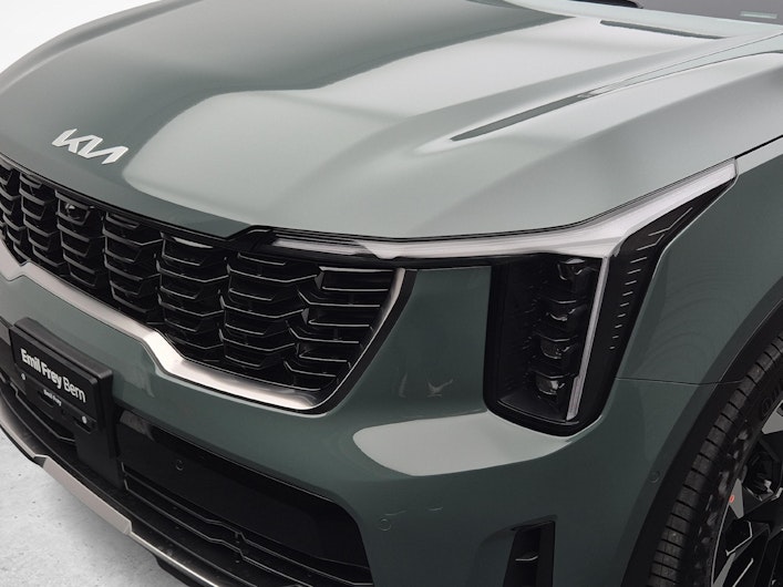 Vehicle image KIA SORENTO