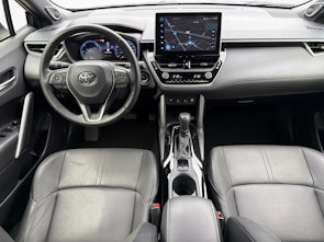 Fahrzeugbild TOYOTA Corolla Cross 2.0 HSD Premium AWD-i