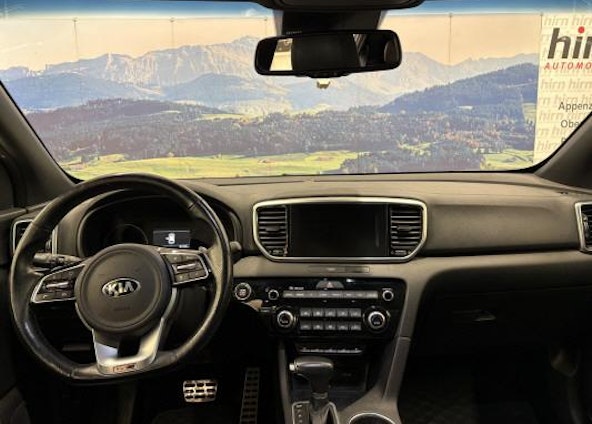 Vehicle image 4 Vehicle image 4