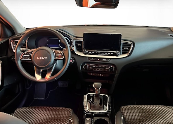 Vehicle image 3 Vehicle image 3