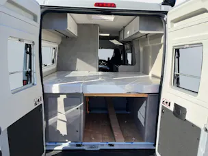 Peugeot CROSSCAMP ADVNTR 6.0 AT