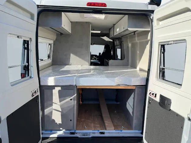 Peugeot CROSSCAMP ADVNTR 6.0 AT