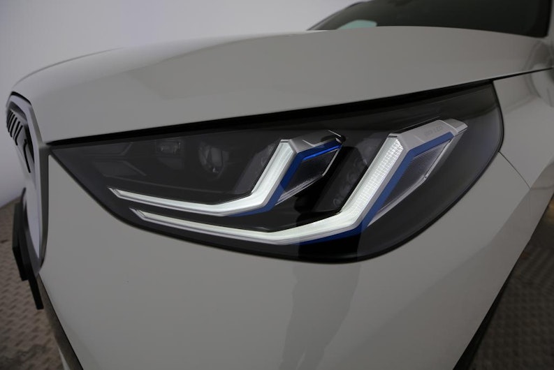 Vehicle image BMW X3