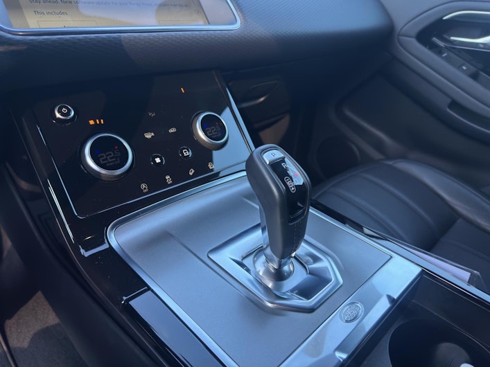 Vehicle image LAND ROVER RANGE ROVER EVOQUE