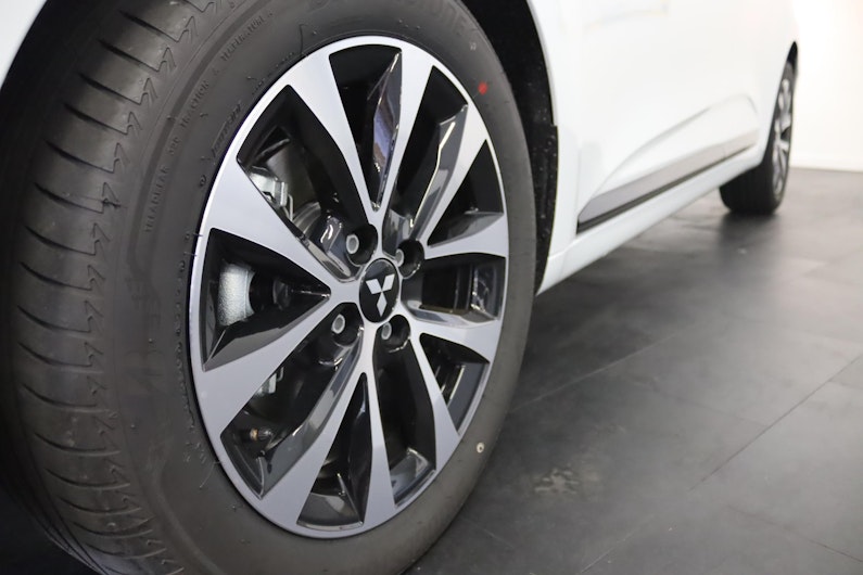 Vehicle image MITSUBISHI COLT