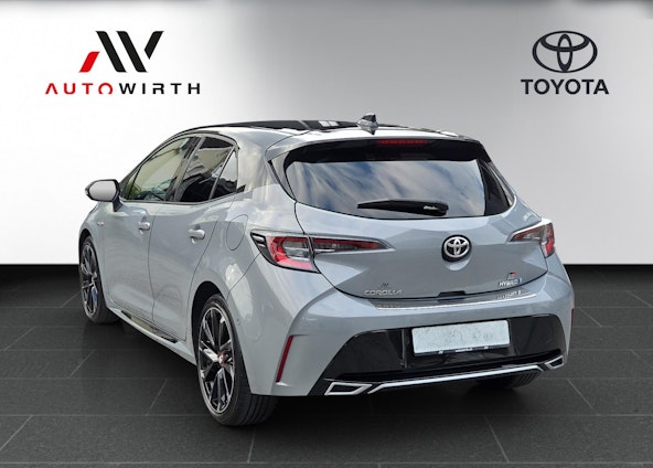 Vehicle image 6 Vehicle image 6