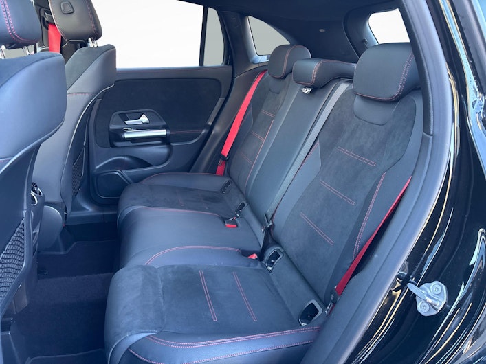 Vehicle image MERCEDES-BENZ GLA 35 AMG