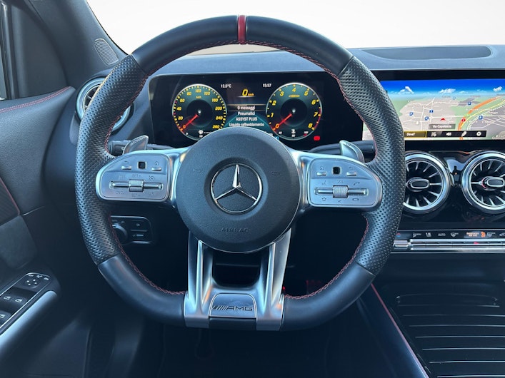 Vehicle image MERCEDES-BENZ GLA 35 AMG