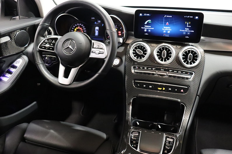 Vehicle image MERCEDES-BENZ GLC 200