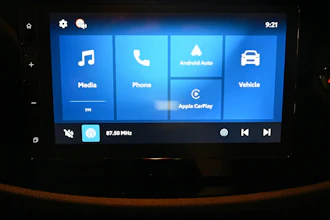https://vehicle.imgix.net/4142333/2d5ecbf6-4210-4769-b008-4e644827eb78.jpg