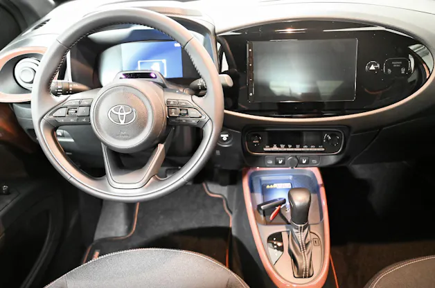 Toyota Aygo X 1.5 VVT-i HSD Trend