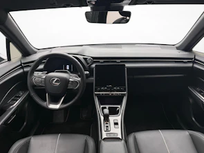 Fahrzeugbild LEXUS LBX 1.5 Hybrid Relax AWD