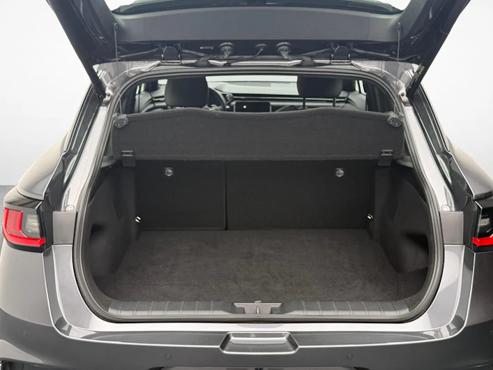 Fahrzeugbild LEXUS LBX