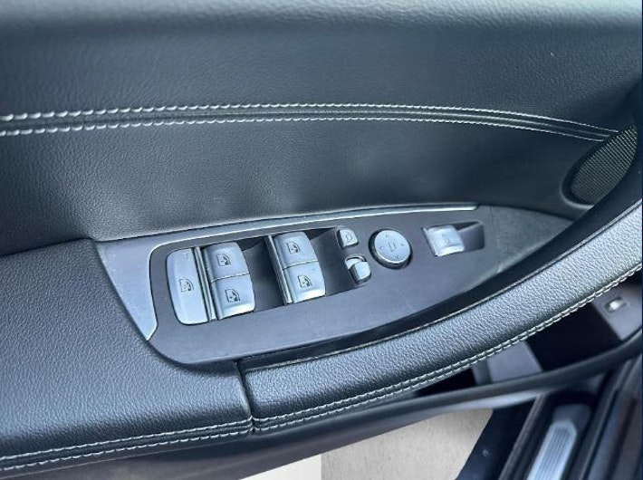 Vehicle image BMW X3