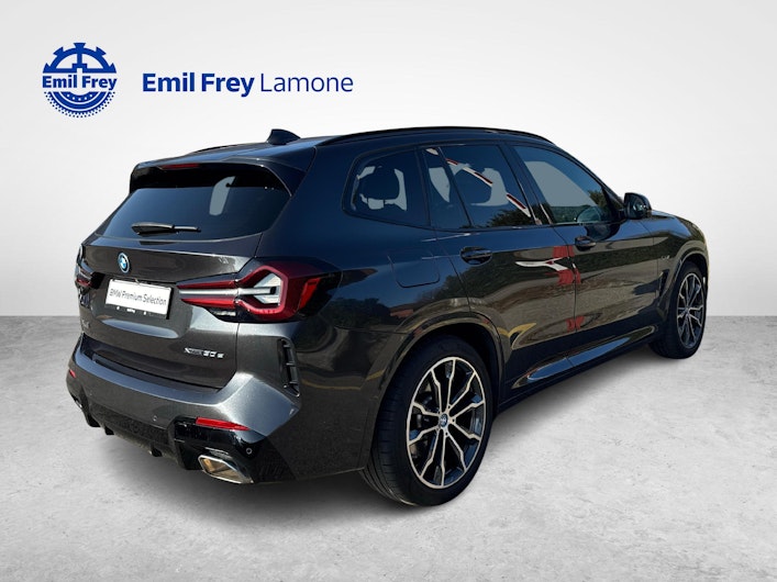 Vehicle image BMW X3