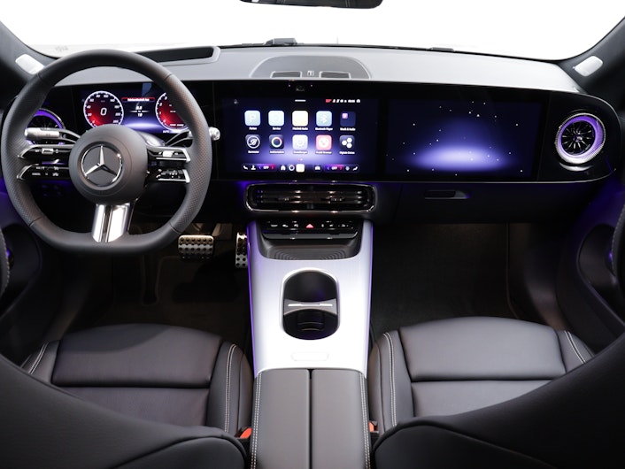 Vehicle image MERCEDES-BENZ CLA 220