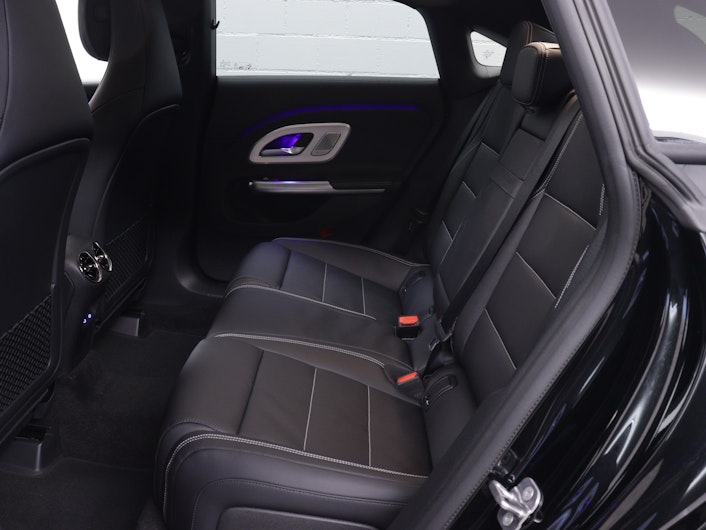 Vehicle image MERCEDES-BENZ CLA 220