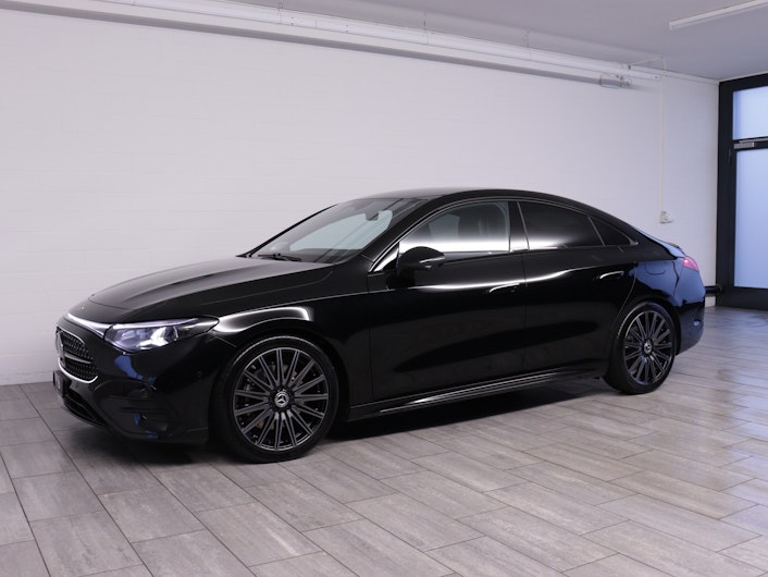 Vehicle image MERCEDES-BENZ CLA 220