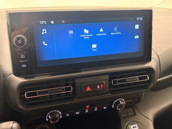 Vehicle image OPEL COMBO