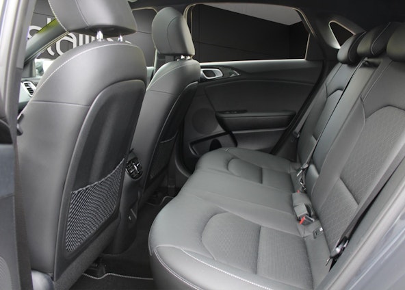 Fahrzeugbild 10 Fahrzeugbild 10