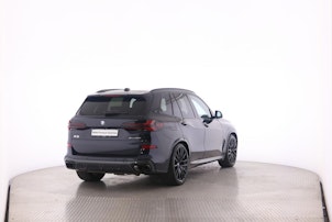 Vehicle image BMW X5 50e xDrive SAG