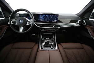 Vehicle image BMW X5 50e xDrive SAG