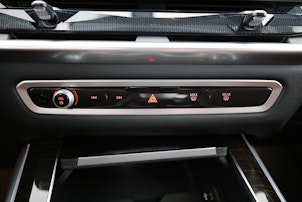 Vehicle image BMW X5 50e xDrive SAG