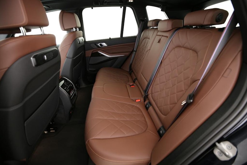 Vehicle image BMW X5