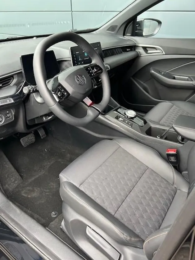 MG 3 1.5 Hybrid Luxury Aut.