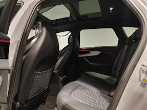 Audi RS4 Avant quattro tiptronic