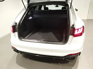Audi RS4 Avant quattro tiptronic