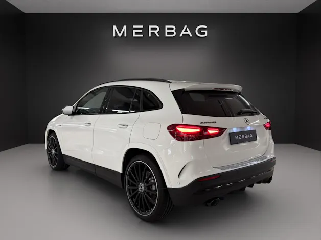 Mercedes-Benz GLA AMG 35 4Matic 8G-DCT