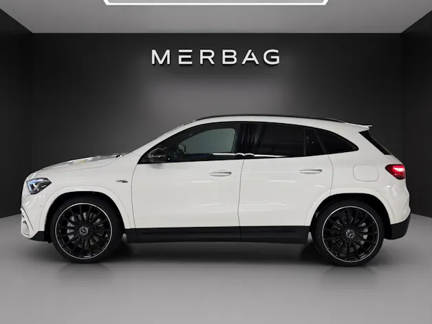 Mercedes-Benz GLA AMG 35 4Matic 8G-DCT