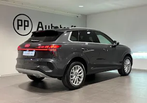 Audi Q3 SUV e-hybrid 200 kW S tronig