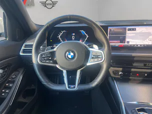 BMW 320d xDrive 48V Touring Steptronic M Sport