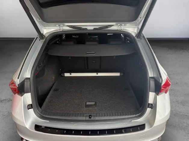 Škoda Octavia Combi 2.0 TSI DSG RS