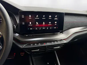 Škoda Octavia Combi 2.0 TSI DSG RS