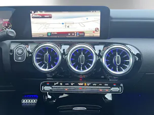 Mercedes-Benz A 220 4Matic 8G-DCT
