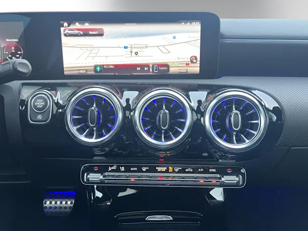 Mercedes-Benz A 220 4Matic 8G-DCT