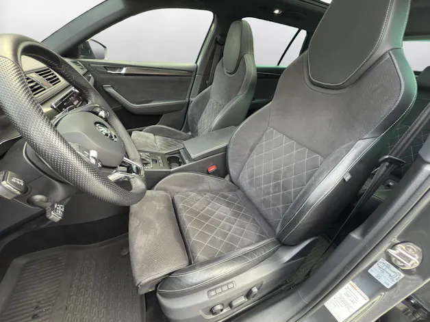 Škoda Superb Combi 2.0 TSI SportLine 4x4 DSG