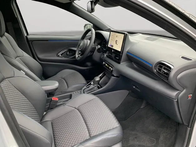Toyota Yaris 1.5 Premium e-CVT