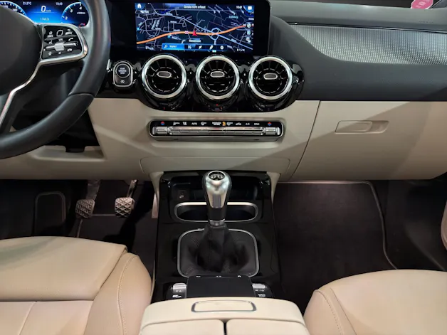 Mercedes-Benz B 200 Night Star