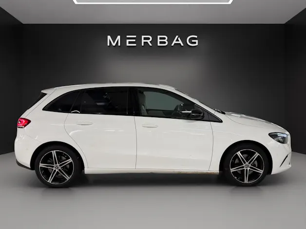 Mercedes-Benz B 200 Night Star