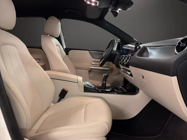 Mercedes-Benz B 200 Night Star