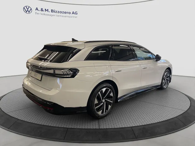 VW ID.7 Tourer Pro 77 kWh United