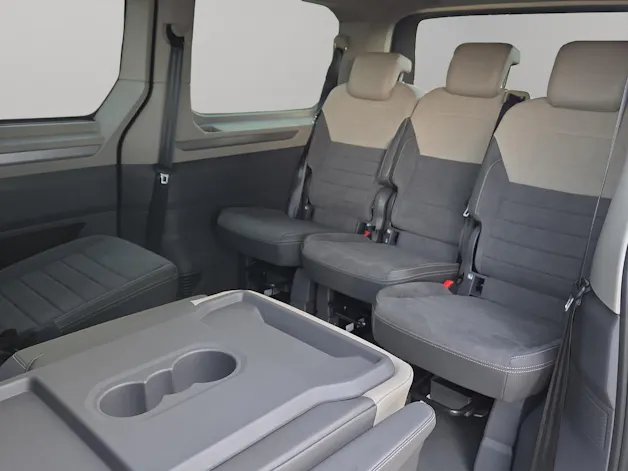 VW Multivan 2.0 TDI Life Edition DSG Lang